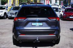 2020 Toyota
                RAV4 Cruiser