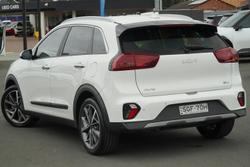 2021 Kia Niro Hybrid Sport