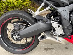 2024 Honda CBR650R Red