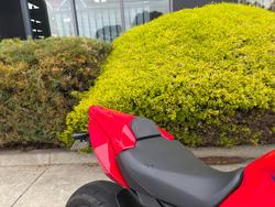 2024 Honda CBR650R Red