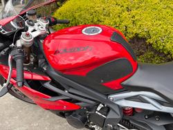 2016 Triumph DAYTONA 675 Red