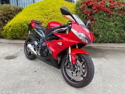 2016 Triumph DAYTONA 675 Red