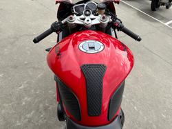 2016 Triumph DAYTONA 675 Red
