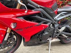 2016 Triumph DAYTONA 675 Red