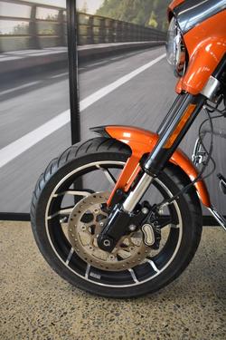 2020 Harley-davidson FLSB SPORT GLIDE Performance Orange