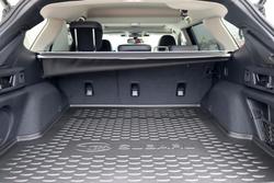 2025 Subaru Outback AWD Touring XT 6GEN MY25 AWD Crystal White