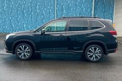 2022 Subaru
Forester 2.5i Premium