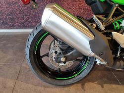 2025 Kawasaki Ninja ZX-4R Ninja Green