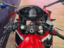 2017 Honda CBR300R RED