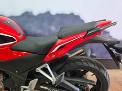 2017 Honda CBR300R RED