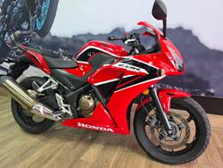 2017 Honda CBR300R RED
