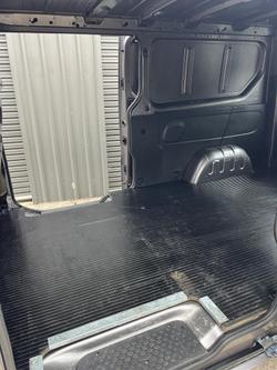 2018 Renault Trafic 103KW X82 Storm Grey