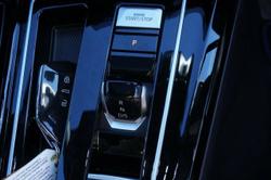 2025 Volkswagen
Golf R