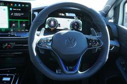 2025 Volkswagen
Golf R