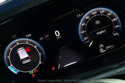 2025 Volkswagen Caddy TSI220