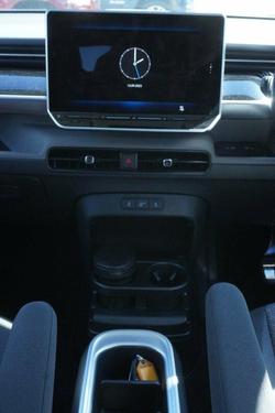 2024 Volkswagen ID. Buzz Pro BEV560