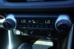 2021 Toyota
RAV4 Cruiser