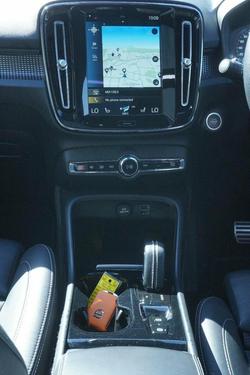 2021 Volvo XC40 T5 R-Design