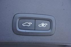 2021 Volvo XC40 T5 R-Design