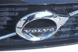 2021 Volvo XC40 T5 R-Design