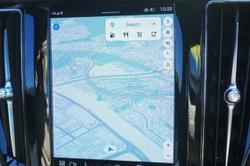 2021 Volvo
XC60 B6 R-Design