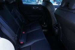 2021 Volvo XC60 B6 R-Design