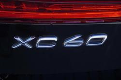 2021 Volvo XC60 B6 R-Design