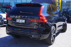 2021 Volvo XC60 B6 R-Design