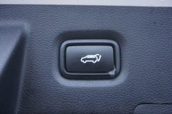 2018 Hyundai
                Santa Fe Highlander