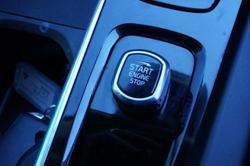 2021 Volvo XC60 B5 Momentum