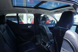 2023 Volvo XC40 Ultimate B4 Bright