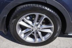 2017 Hyundai
Santa Fe Highlander