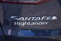 2017 Hyundai
Santa Fe Highlander