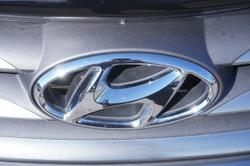 2017 Hyundai
Santa Fe Highlander