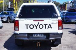 2021 Toyota Hilux SR