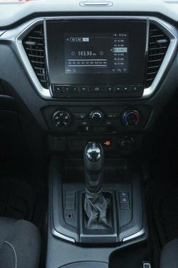 2021 Isuzu D-MAX LS-M