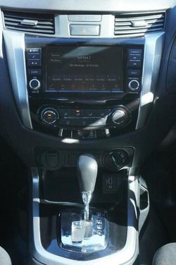 2020 Nissan Navara SL