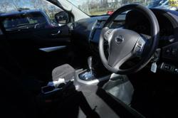 2020 Nissan
Navara SL