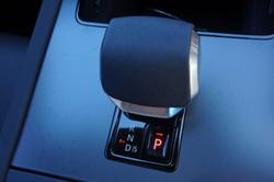 2024 Land Rover Discovery Sport P300e Dynamic SE