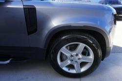 2023 Land Rover Defender 110 P400 SE