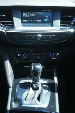 2018 Holden Commodore RS