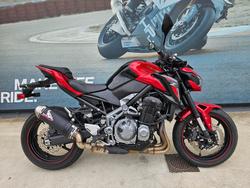 Kawasaki ZR 900