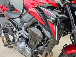 2018 Kawasaki ZR 900 Black