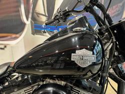 2017 Harley-Davidson Softail Slim S (FLSS) Softail Black