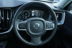 2020 Volvo
XC60 D4 Momentum