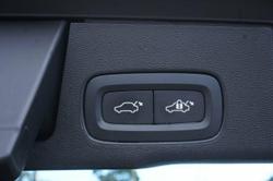 2020 Volvo XC60 D4 Momentum