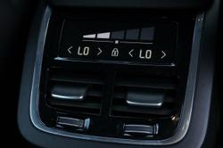 2020 Volvo XC60 D4 Momentum