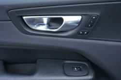 2020 Volvo XC60 D4 Momentum