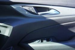 2020 Holden Commodore LT