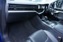 2019 Volkswagen Touareg 190TDI Launch Edition